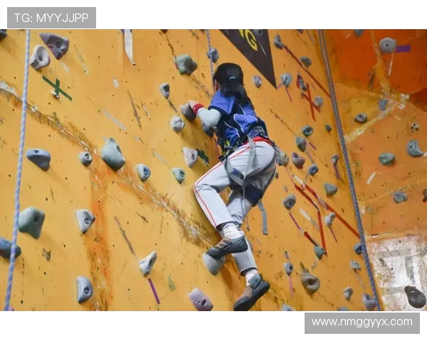 上海极限运动队在世界攀岩锦标赛中的成长与奋斗历程揭秘