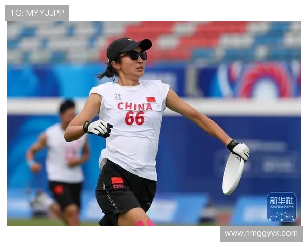 成都飞盘队在攀岩联赛中以90分稳居积分榜首位